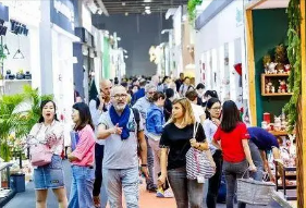 财经聚焦：从广交会看我国外贸新趋势